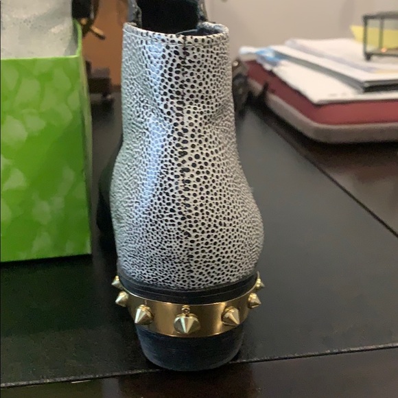 Sam Edelman Booties - Picture 3 of 9